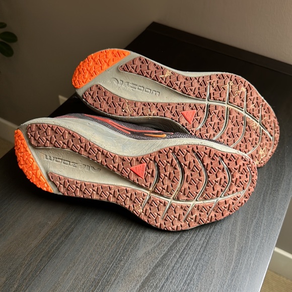 Nike Goretex athletic shoes - Picture 3 of 4